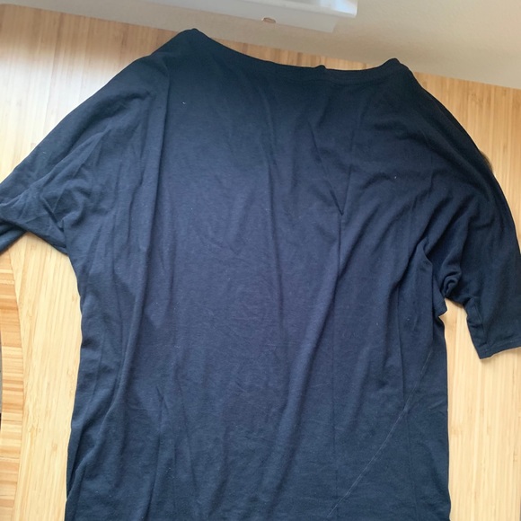 C&C California short sleeve tunic top - Picture 2 of 3